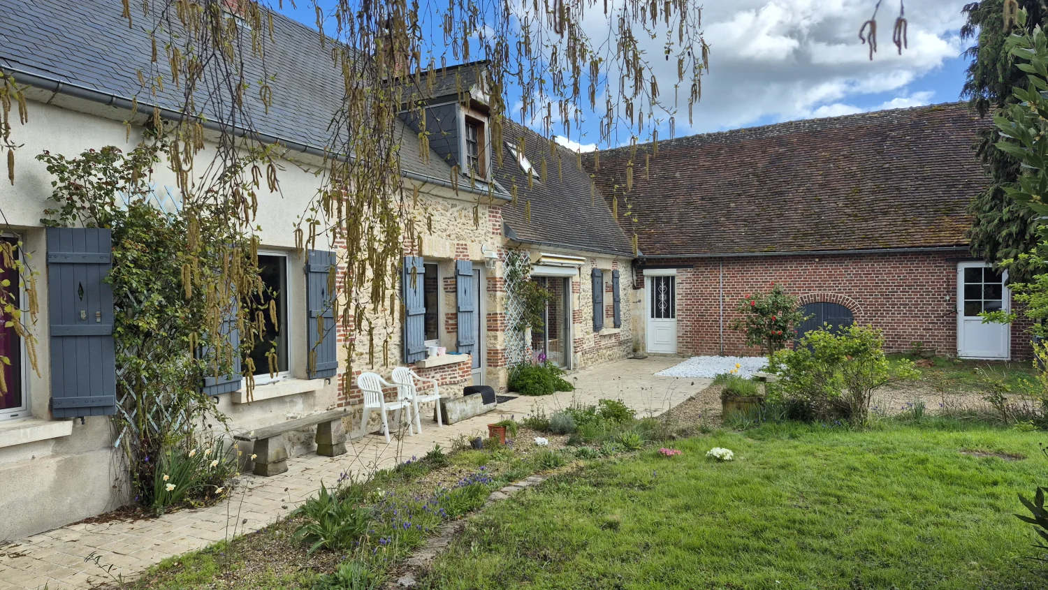 Ensemble de gîtes de 330 m² à Abbecourt (60)