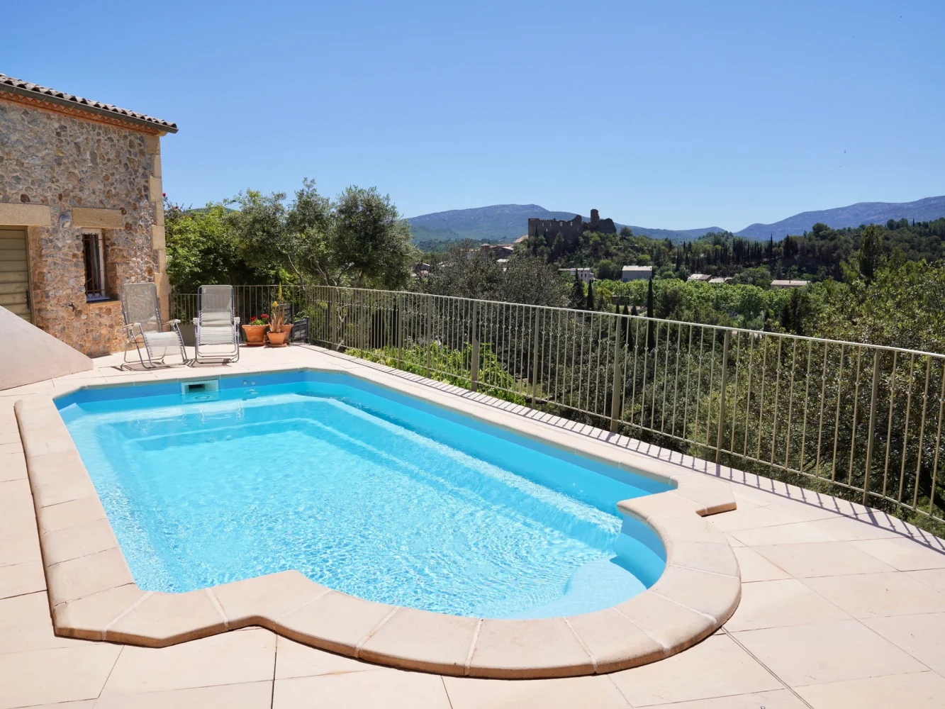 Gîte de 142 m² à Durban-Corbières (11)