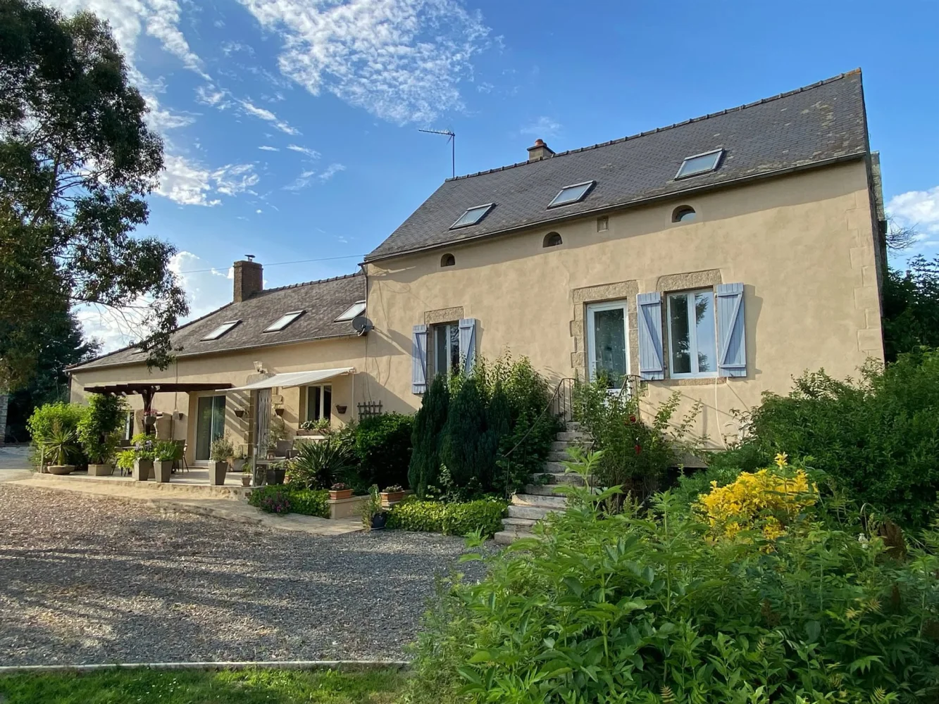 Gîte de 254 m² à Sillé-le-Guillaume (72)