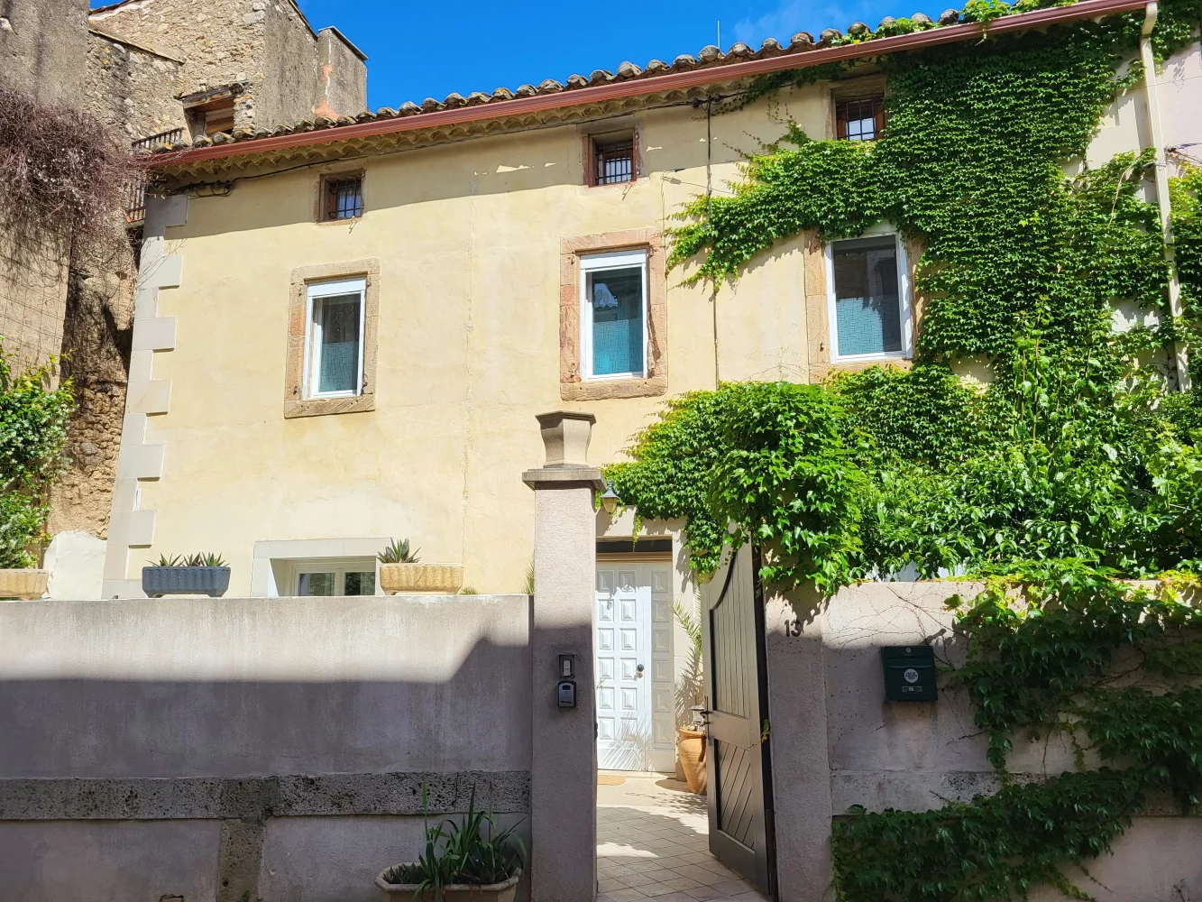 Gîte de 250 m² à Ferrals-les-Corbières (11)