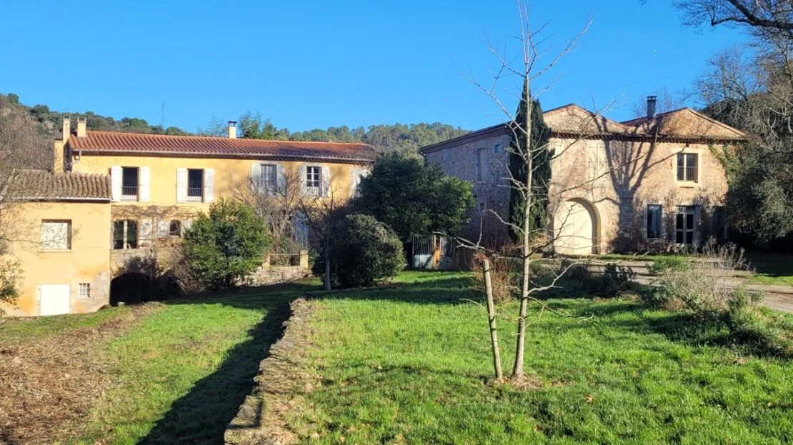Propriété de 1000 m² à Béziers (34)