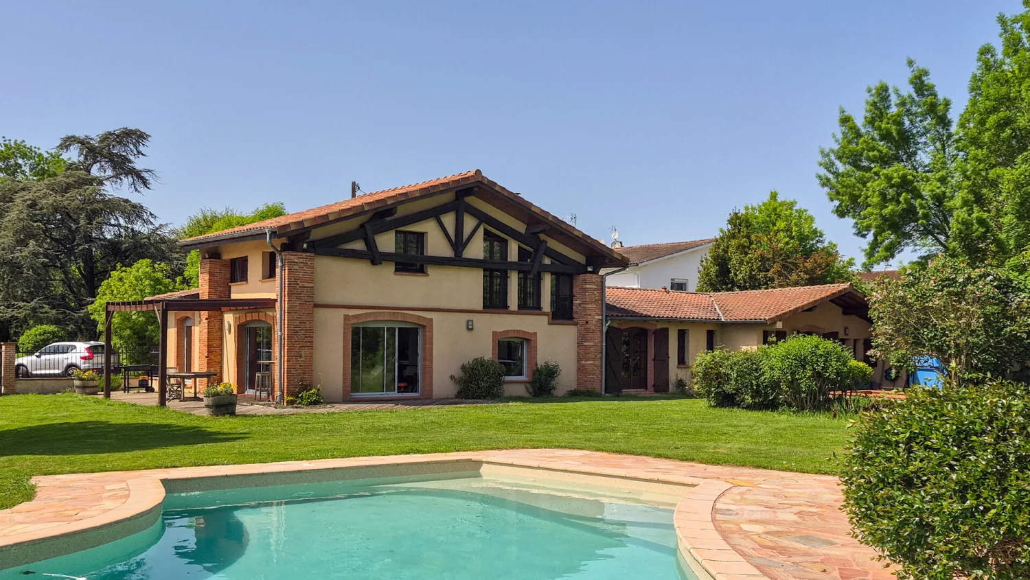 Maison de caractère avec piscine et annexe indépendante à Balma