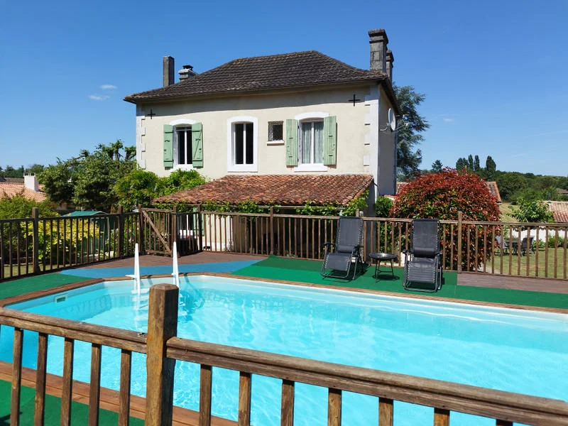 Gîte de 161 m² à Lorigné (79)