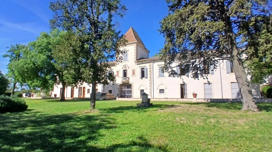 Château de 719 m² à Béziers (34)
