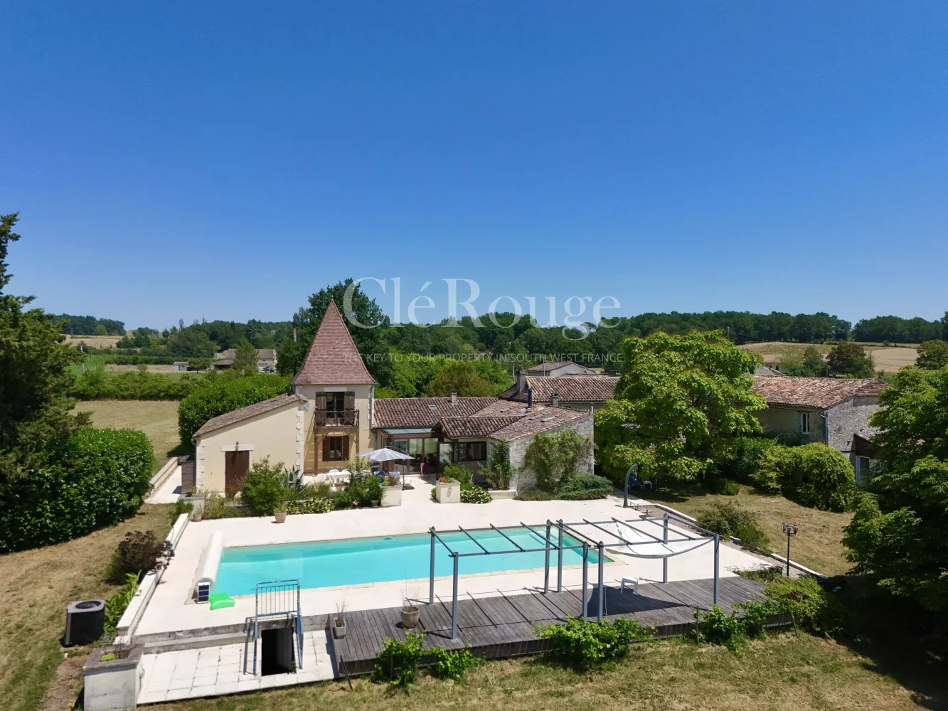 Ensemble de gîtes de 450 m² à Saussignac (24)