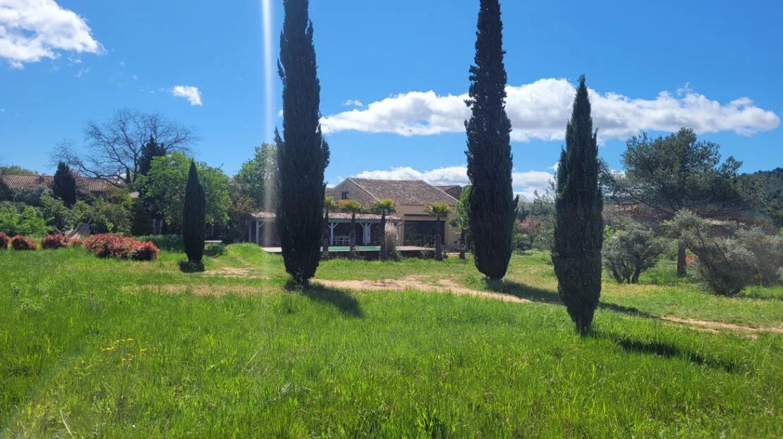 Gîte de 366 m² à Saint-Chinian (34)