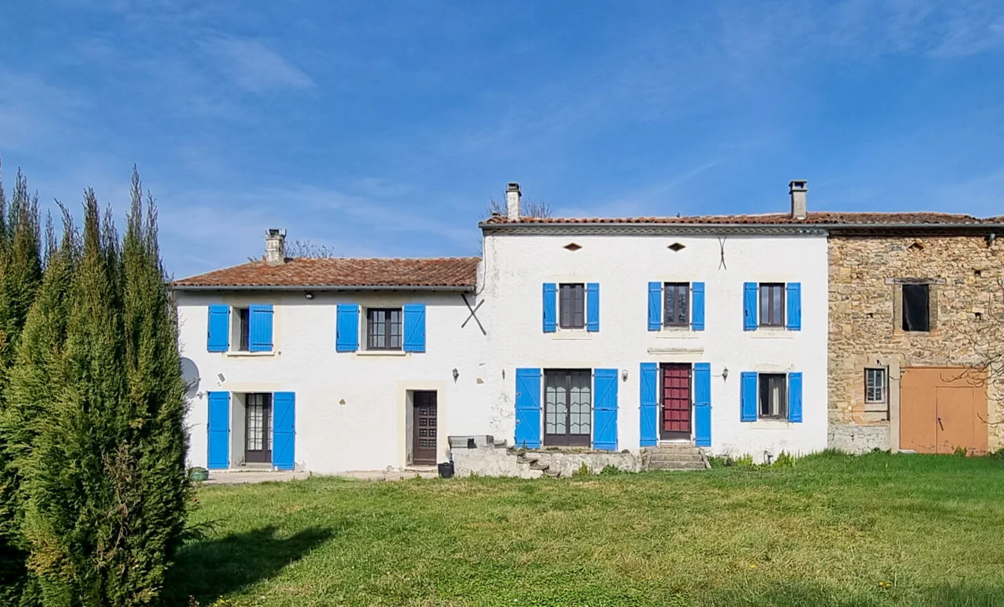 Fermette de caractère 8 chambres avec piscine à Labécède-Lauragais